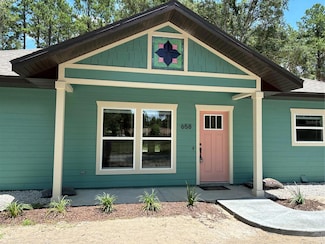 346 NW 3rd St, Micanopy, FL 32667
