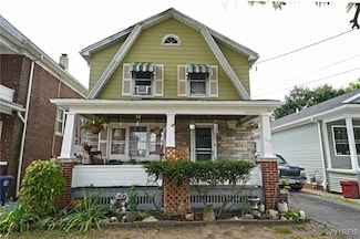 1613 Walnut Ave, Niagara Falls, NY 14301