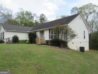 137 Brad St, Royston, GA 30662