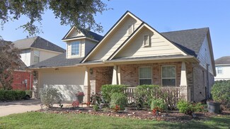 4730 Richmond Knoll Ln, Fresno, TX 77545