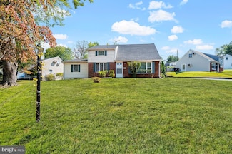 340 Country Ln, King of Prussia, PA 19406