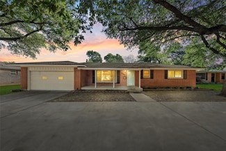 2131 Lenamon St, Waco, TX 76710