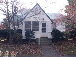 121 W Grant St, Bronson, MI 49028