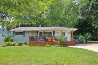 1613 Jay St, Midland, MI 48642