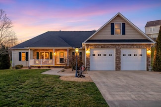 18 Ashlar Ct, Waynesboro, VA 22980