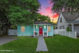 619 S 10th St, Fernandina Beach, FL 32034