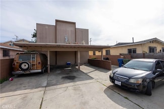 212 W 84th St, Los Angeles, CA 90003