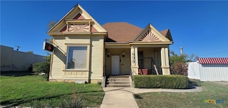 608 S 1st St, Temple, TX 76504