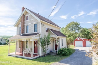 2059 W Glenville Rd, Amsterdam, NY 12010