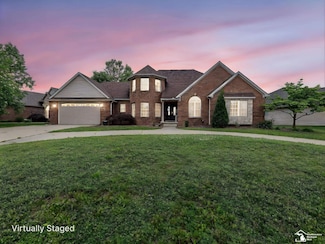 831 Saint James Park Ave, Monroe, MI 48161