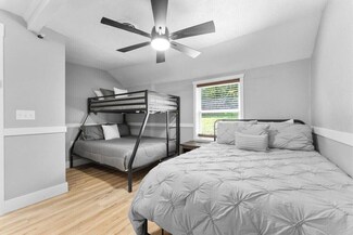 418 S 5th St, Branson, MO 65616