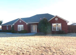 204 E Main St, Sterling, OK 73567