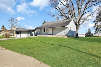 24838 Maple St, Oran, IA 50664