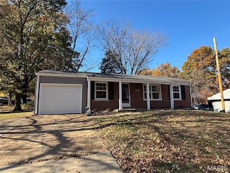 10719 Trask Dr, Saint Louis, MO 63136