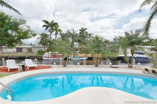 2554 Key Largo Ln, Fort Lauderdale, FL 33312