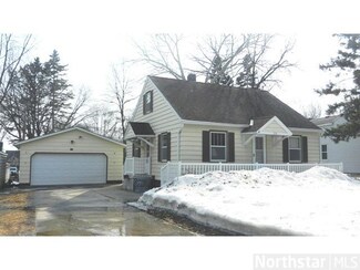 115 Fairlawn Ave E, Winsted, MN 55395