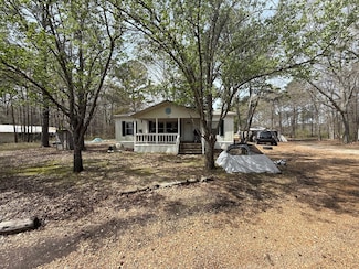 256 London Chapel Rd, West Point, MS 39773