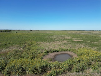 3 E 220th St, Vinita, OK 74301