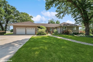 20394 Spring Ave, Clarksville, IA 50619