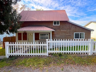 743 N Elm St, Colville, WA 99114