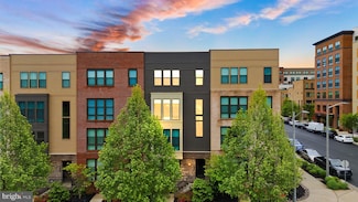 1867 Michael Faraday Dr Unit 4, Reston, VA 20190