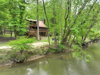 896 Navaho Way, Ellijay, GA 30540