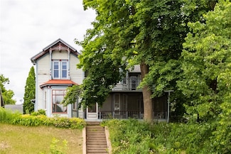 246 Coleman St, Chippewa Falls, WI 54729