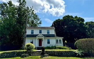 240 Ashaway Rd, Bradford, RI 02808