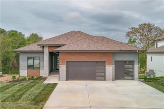 5114 Montebella Dr, Riverside, MO 64150