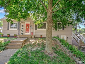 320 N Library St, Waterloo, IL 62298