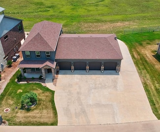 9112 Performance Ct, Cresson, TX 76035