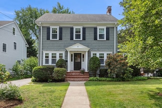 32 Oneida Rd, Winchester, MA 01890