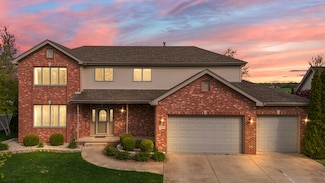 5900 Wildrose Ln, Schererville, IN 46375