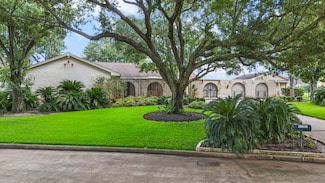 1151 Sugar Creek Blvd, Sugar Land, TX 77478