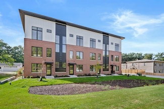 4844 Ingersoll Ave, Des Moines, IA 50312