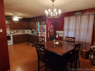 502 Marquis Ave, Versailles, MO 65084