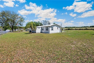 9536 Starline Dr, Dade City, FL 33525