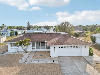 1732 Flamingo Ln, Sun City Center, FL 33573