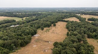000 Highway B, Bolivar, MO 65613