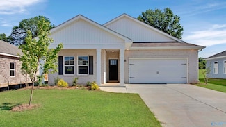 18876 Wicklow Cir, Athens, AL 35613