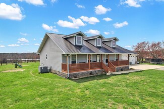 345 Through the Field Ln, Pikeville, TN 37367