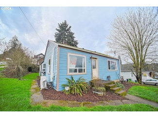 420 E D St, Rainier, OR 97048