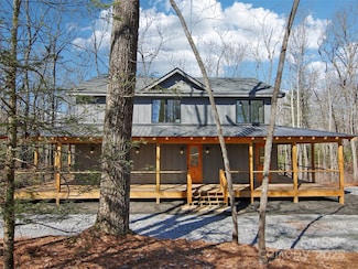365 Cherokee Cir, Lake Toxaway, NC 28747