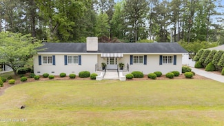 4107 Norman Rd, Trent Woods, NC 28562