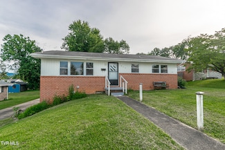 615 Wendover Dr, Johnson City, TN 37604