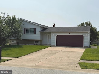 2 Renai Ct, Newark, DE 19702