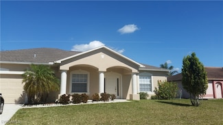 2017 NE 4th Terrace, Cape Coral, FL 33909