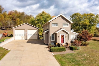 278 Center Dr, Beaver, PA 15009