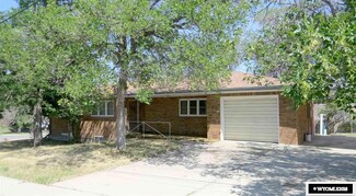 125 N 9th St Unit Arapahoe, Thermopolis, WY 82443