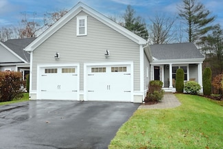 96 Winterberry Ln, North Easton, MA 02356